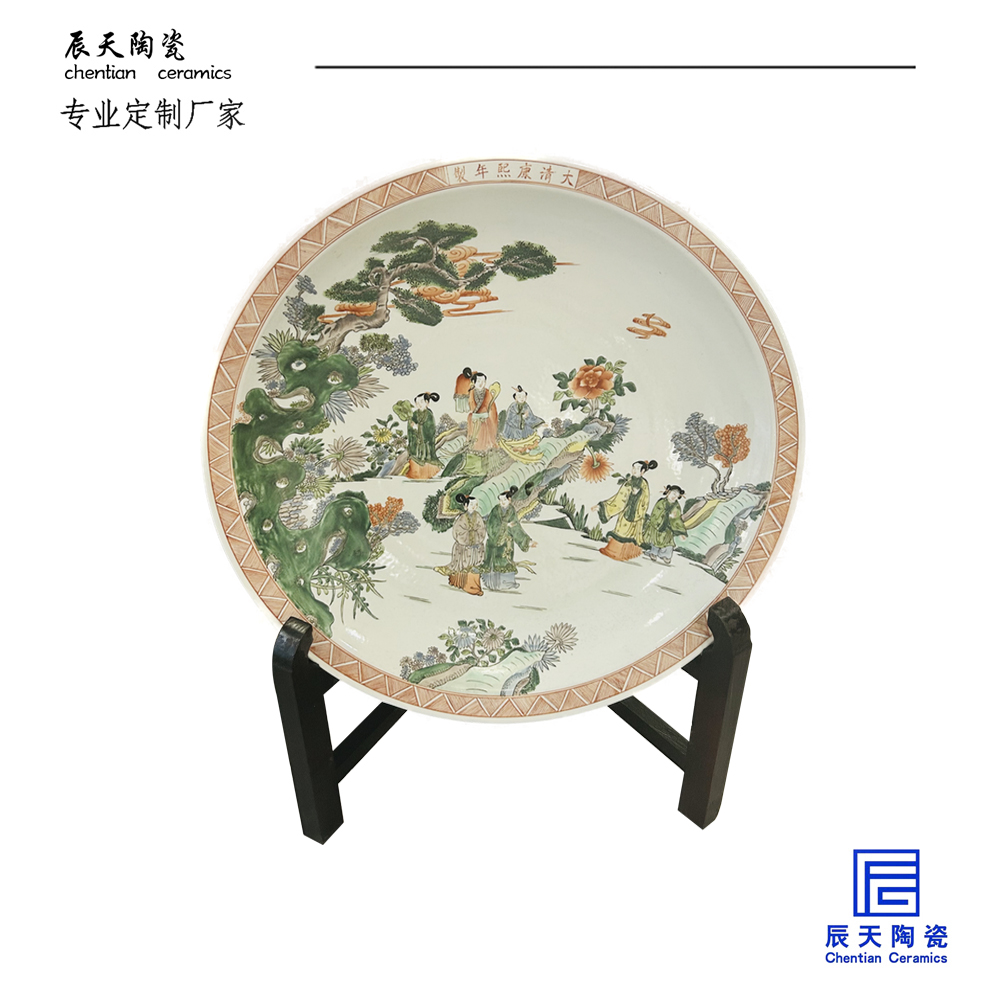 <b>客戶定制 復(fù)古人物陶瓷紀念盤</b>
